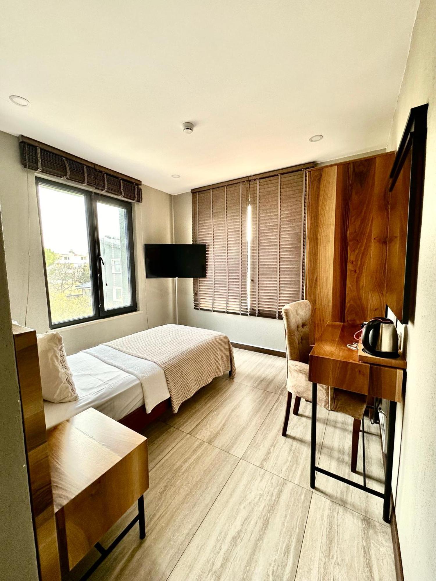 Villa Siesta Hotel Istanbul Airport Karaburun  Exterior photo