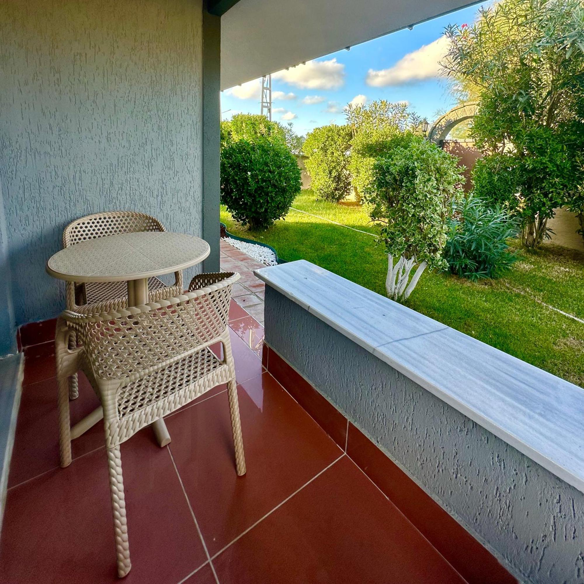 Villa Siesta Hotel Istanbul Airport Karaburun  Exterior photo